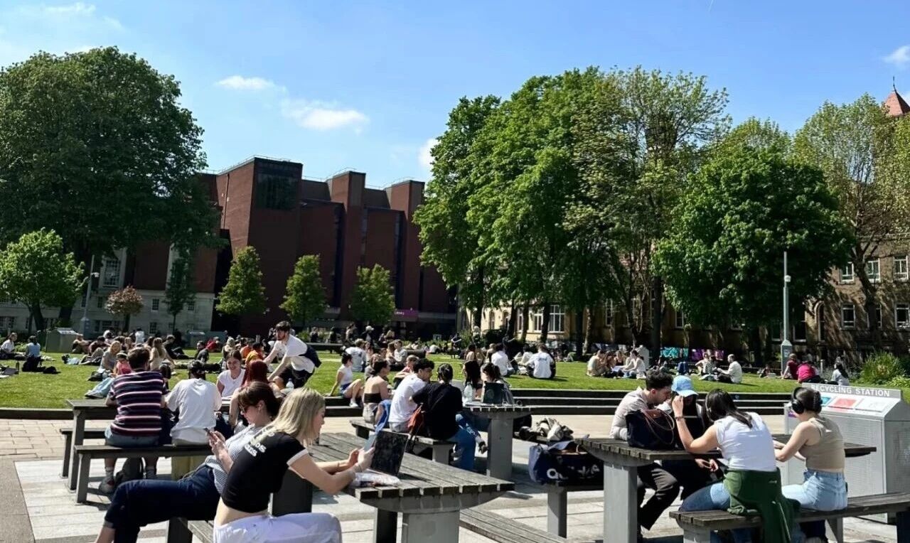 21世紀佳益出國留學